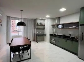 Apartamento Pereque / 150m praia