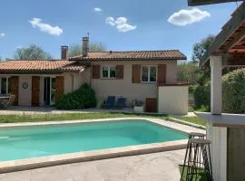 Chambre - belle maison piscine