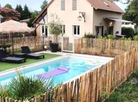 proche chateaux et zoo de beauval: gîte de sologne, khách sạn 3 sao ở Pruniers