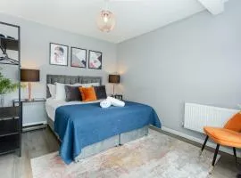 Free Parking 5 Minutes from City Centre