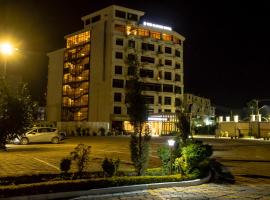 The Glacier Hotel Nanyuki، فندق في نانيوكي