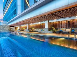 DoubleTree by Hilton Surabaya, hotel near Cheng Hoo Mosque, Surabaya