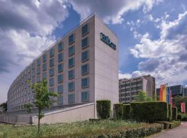 Hilton Geneva Hotel and Conference Centre: Cenevre'de bir otel
