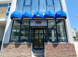 Tut Hotel – hotel w dzielnicy Konyaalti w mieście Antalya