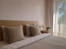 Center two bedroom apartment, hotel a prop de Bunker Gallery, a Daugavpils