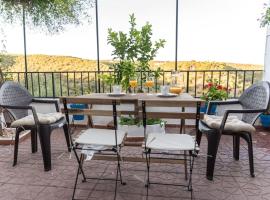 Casa céntrica con vistas a la sierra, alquiler temporario en Hornachuelos