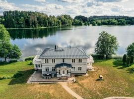 Väike-Juusa külaliskorter, hotel a Otepää