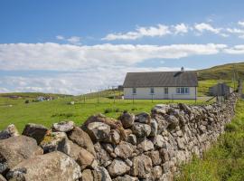 Tulm Bay, cottage in Kilmaluag