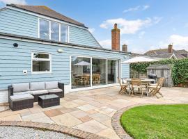 Marine House, hotel in East Wittering