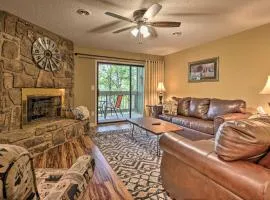 1 Mi to Parkway! Flat-Access Pigeon Forge Condo