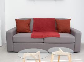 Studio tout équipé centre-Ville proche de la gare, hotel en Cluses