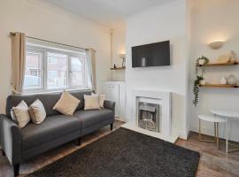 Host & Stay - Church Street, vacation rental in Golborne