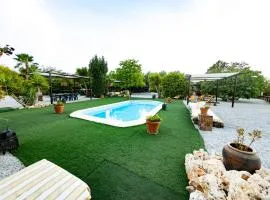 LA CUADRA, Finca a los pies Sierra Nevada, a 10 minutos del centro, Piscina,Bbq