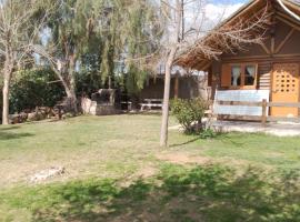 Cabaña los Aromos, holiday home in Maipú