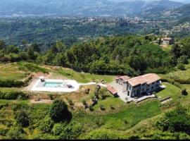 Casa Di Sylvia-enjoy tranquility and amazing views, atostogų namelis mieste Coreglia Antelminelli