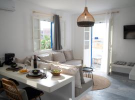 TINION Fos, hotel in Tinos Town