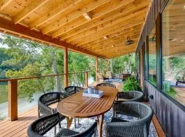 Modern, Riverfront Family House with Balcony and Grill