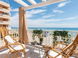 Kuthana Rentals Duplex Copacabana en primera línea, chalet i La Manga del Mar Menor