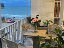 Guardamar Playa Centro - Blue Luxury Apartment, hotel de lujo en Guardamar del Segura