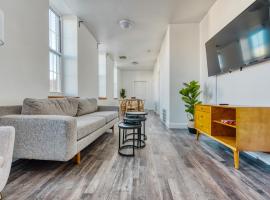 The Stairway Suites - Convention Center