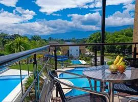 Apartamento Eje Cafetero - hermosa vista a piscinas