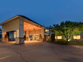 Best Western Plus Windjammer Inn & Conference Center, hotel v mestu Burlington