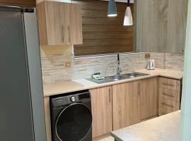 Nana Homes, hotel amb banyeres d'hidromassatge a Hanya