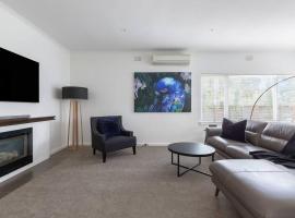 Botanical Oasis, vacation home in Frankston
