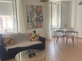 Appartement à 100 m de la gare