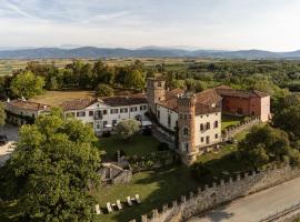 Castello di Buttrio, four-star hotel in Buttrio