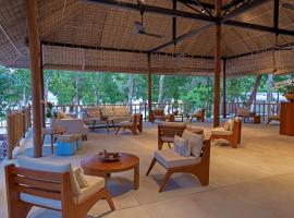 ISLAND CENTER POINT, hotel in Koh Rong Sanloem