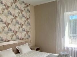 Центр Семейного Отдыха BAQYT, Hotel in Berezovka