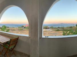 Spacious holiday house with seaview and garden, loma-asunto kohteessa Áyioi