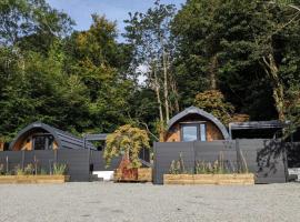 Beach House Pods, hotel a Dunoon