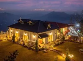 A Luxurious Mountain Bungalow with stunning views