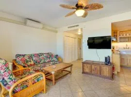 Kailua-Kona Vacation Rental with Lanai and Ocean Views