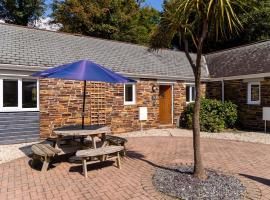 Luxurious Cosy And Contemporary 2 Bedroom Cottage - Trewhiddle Cottage 41, ξενοδοχείο σε St Austell