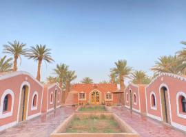 Billion Stars Desert Camp, homestay di Mhamid