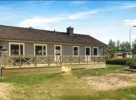 Awesome Home In Kvillsfors With Wifi