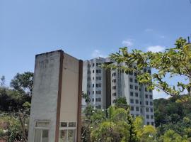 Qinrens, hotel 