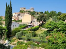 Studio lit double., homestay in Gréoux-les-Bains