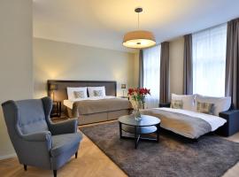 James Hotel & Apartments