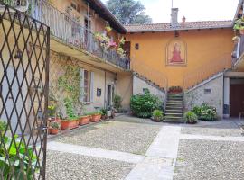 Gabbinoholidayhome Appartamento in suggestiva corte, hotel in Como