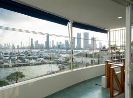 U-GO Casa Ramona frente al Club Nautico de Cartagena، فندق في مانغا، كارتاهينا دي اندياس