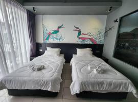 D'City Suite Homestay, hotel com estacionamento em Tanjong Aru