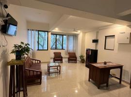Cinnamon House, guest house in Pune