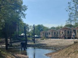 Strandhuisje, къмпинг в Фортайзен