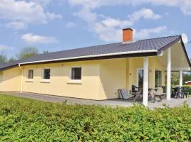 Cozy Home In Egernsund With Kitchen