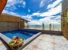 Come Home Beach Villa, 3 Bedrooms CA3、Ban Huai Sai Taiのプール付きホテル