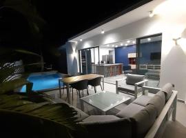 PALM VILLAS, allotjament vacacional a Sainte-Anne